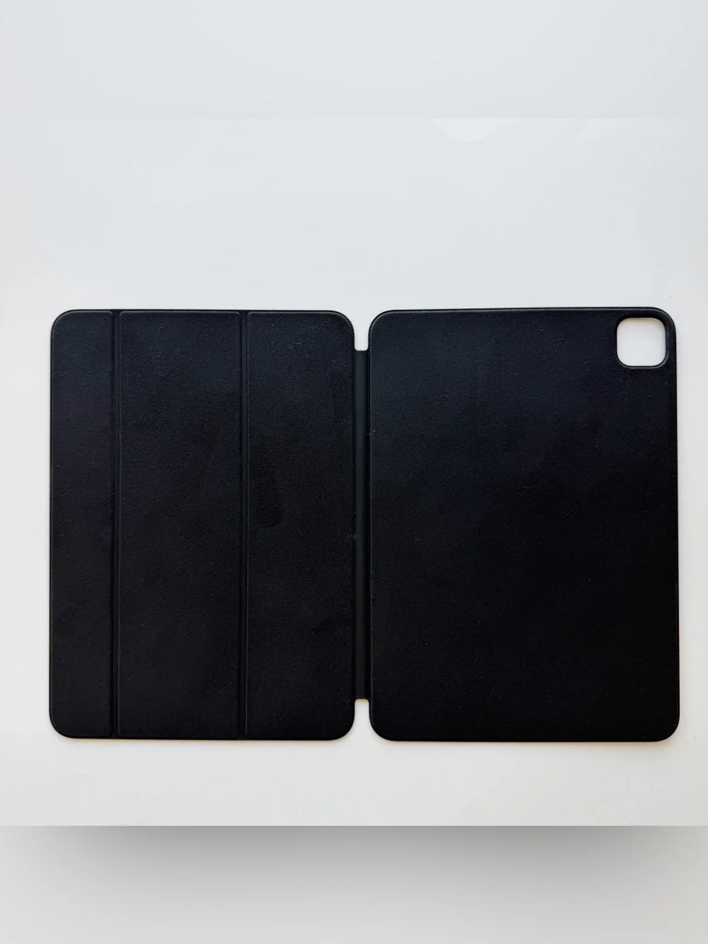 Apple iPad Pro 11 inch Smart Folio Black Protective Cover